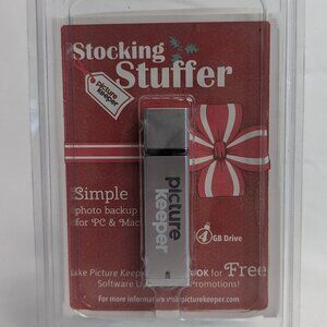 Auto Download Pictures  - USB Drive - 4GB